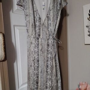 The Limited Gray Snakeskin Print Dress